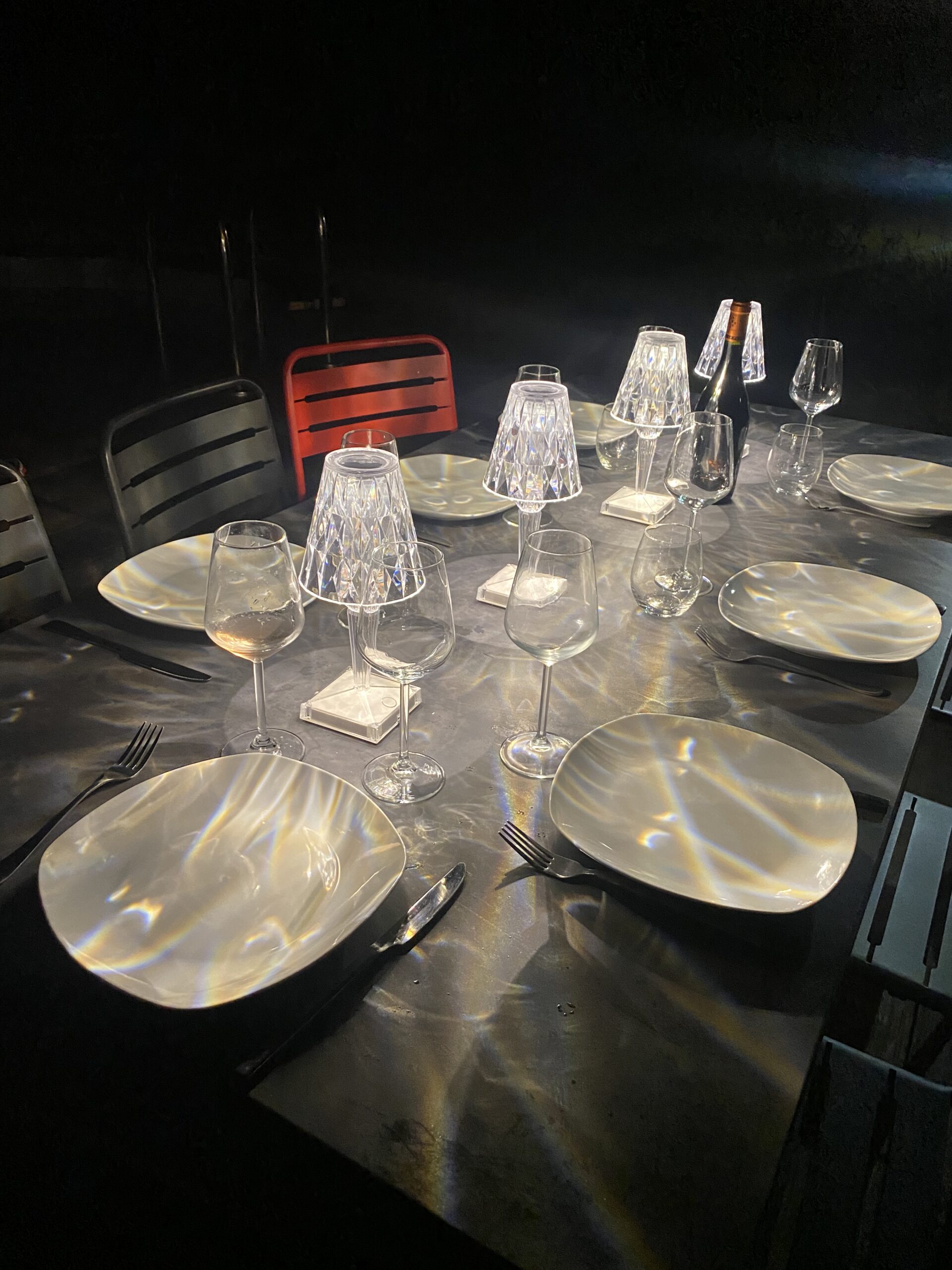 Table pour manger des recettes faciles en groupe à la Maison des Vosges